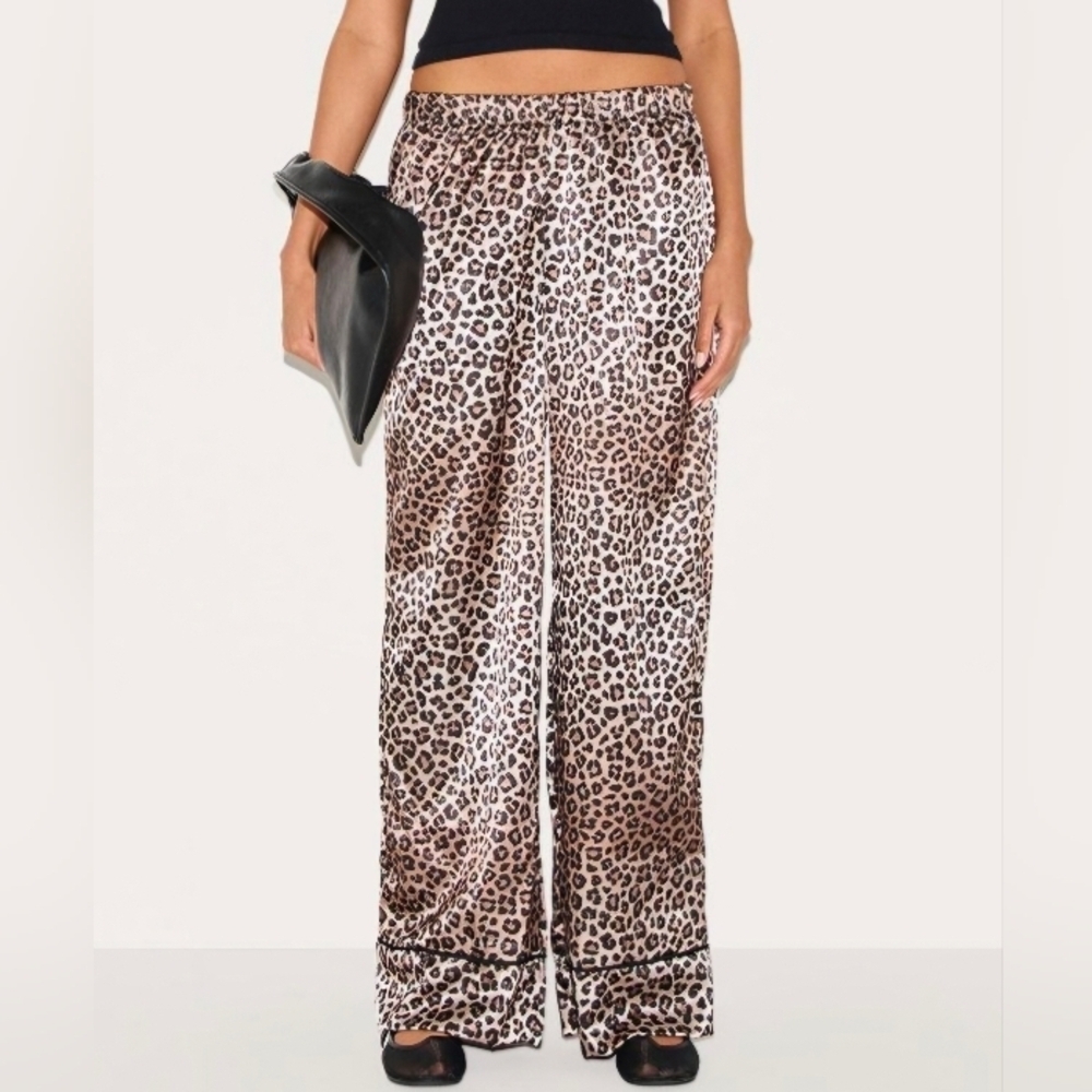 Leopard Printed Satin Wide Leg Trousers